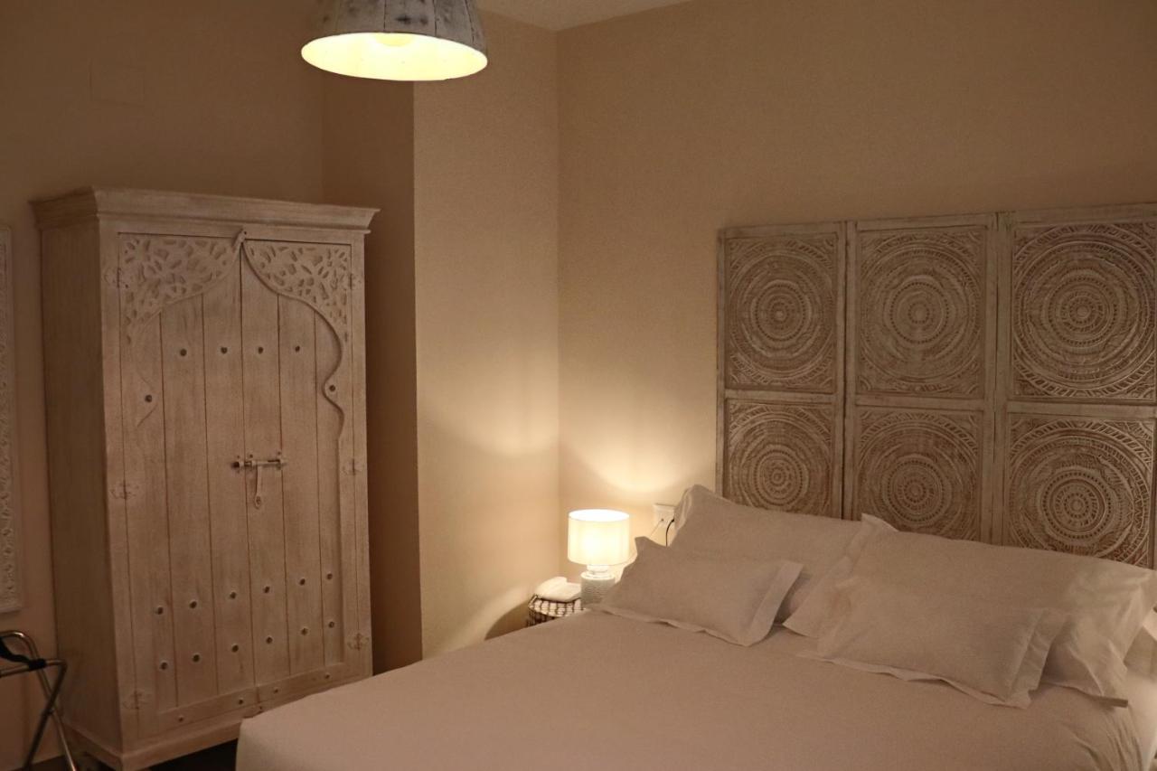 Hotel Palacio Conde Del Alamo Aroche エクステリア 写真